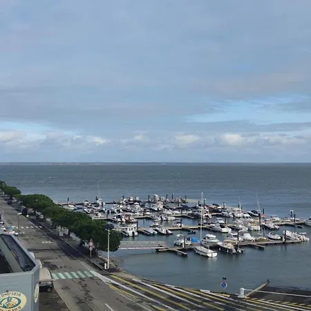 Apartment L'ancre D'or Port - Vue Exceptionnelle - A 2 Min - Parking *